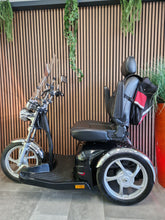 Afbeelding in Gallery-weergave laden, Drive Sportrider scootmobiel - 2024