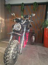Afbeelding in Gallery-weergave laden, Invader Xtreme - Nieuw bij Scootmobiel Friesland!
