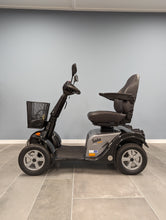 Afbeelding in Gallery-weergave laden, Life &amp; Mobility Solo 4 - grijs - 2020 VERKOCHT
