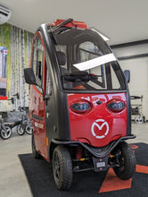 Afbeelding in Gallery-weergave laden, Minicrosser X2-Cab | 20km gereden
