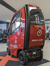 Afbeelding in Gallery-weergave laden, Minicrosser X2-Cab | 20km gereden
