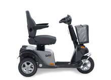 Afbeelding in Gallery-weergave laden, Scootmobiel Life &amp; Mobility Solo 3 AANBIEDING incl Lithium accu&#39;s
